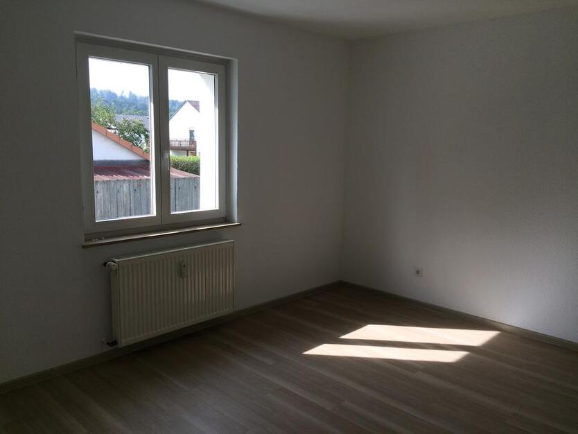 Erdgeschoßwohnung mit Gartennutzung: 3 Zimmer in Solms