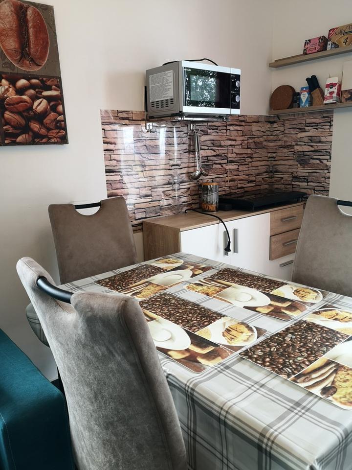 Möblierte 2 Zimmer-Wohnung im Grünen - verfügbar ab Dezember 2025 zimmer