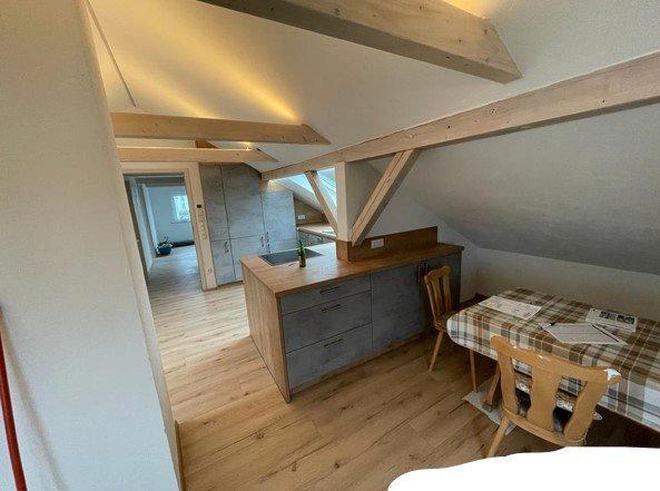 Dachgeschoßwohnung Haßfurt - 2.5 Zimmer, 53 m&sup2;, 790&euro; | Angebot:26592593