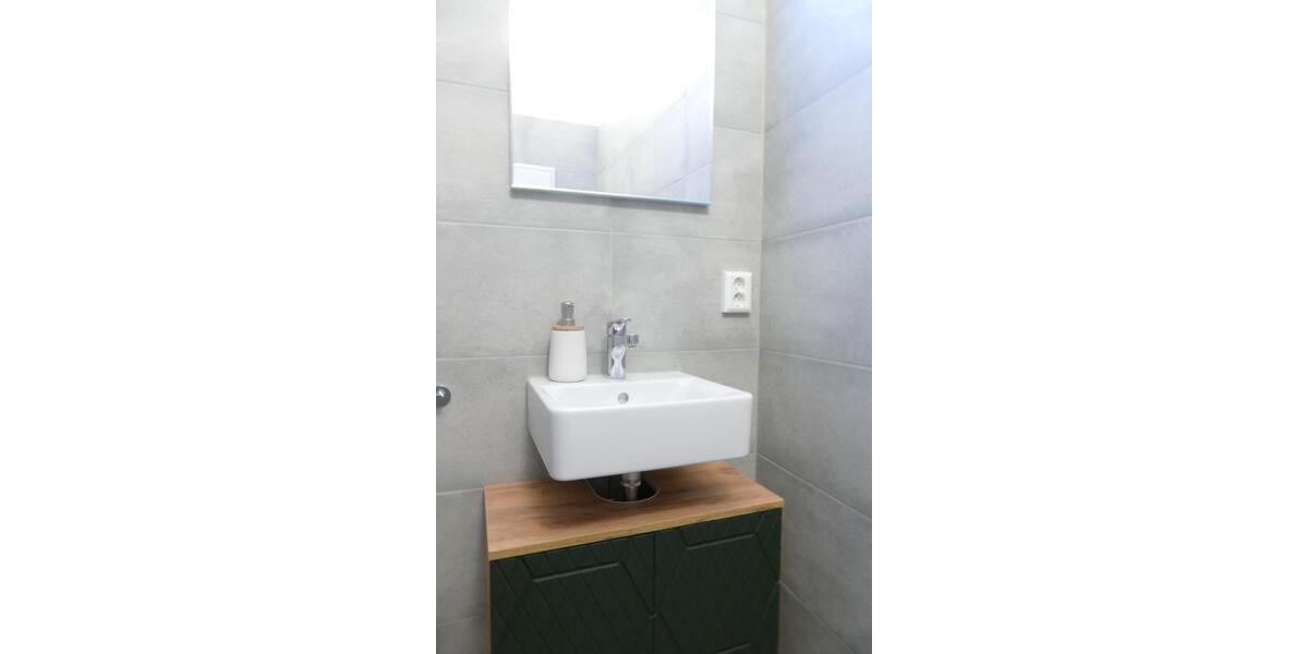 Wohnen auf Zeit Greifswald - 5 Zimmer, 110 m&sup2;, 220&euro; | Angebot:26397494