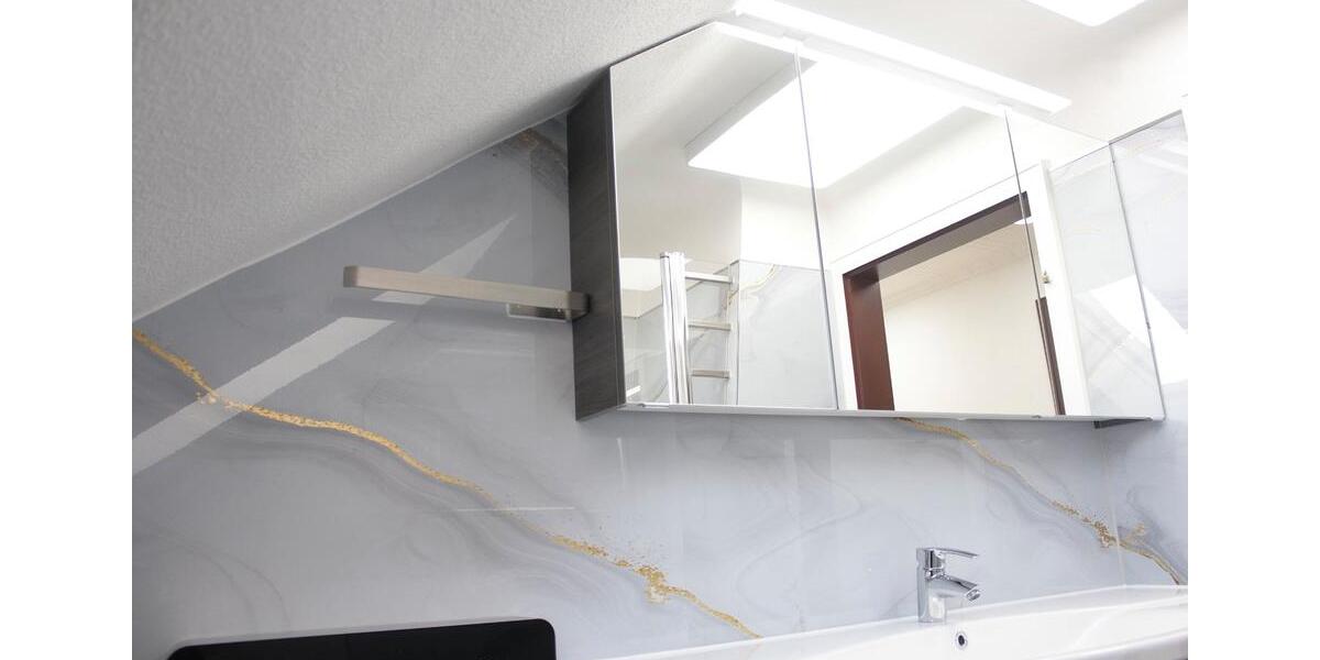 Dachgeschoßwohnung Püttlingen - 3 Zimmer, 106 m&sup2;, 780&euro; | Angebot:26251844