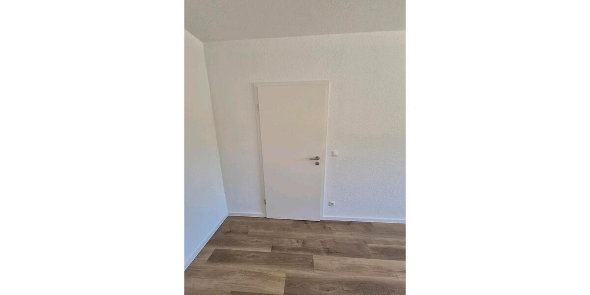 Erdgeschoßwohnung Ronneburg - 2 Zimmer, 61 m&sup2;, 465&euro; | Angebot:26533375