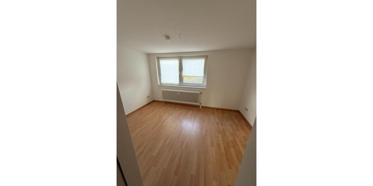 Etagenwohnung Kellinghusen - 4 Zimmer, 120 m&sup2;, 880&euro; | Angebot:24878266