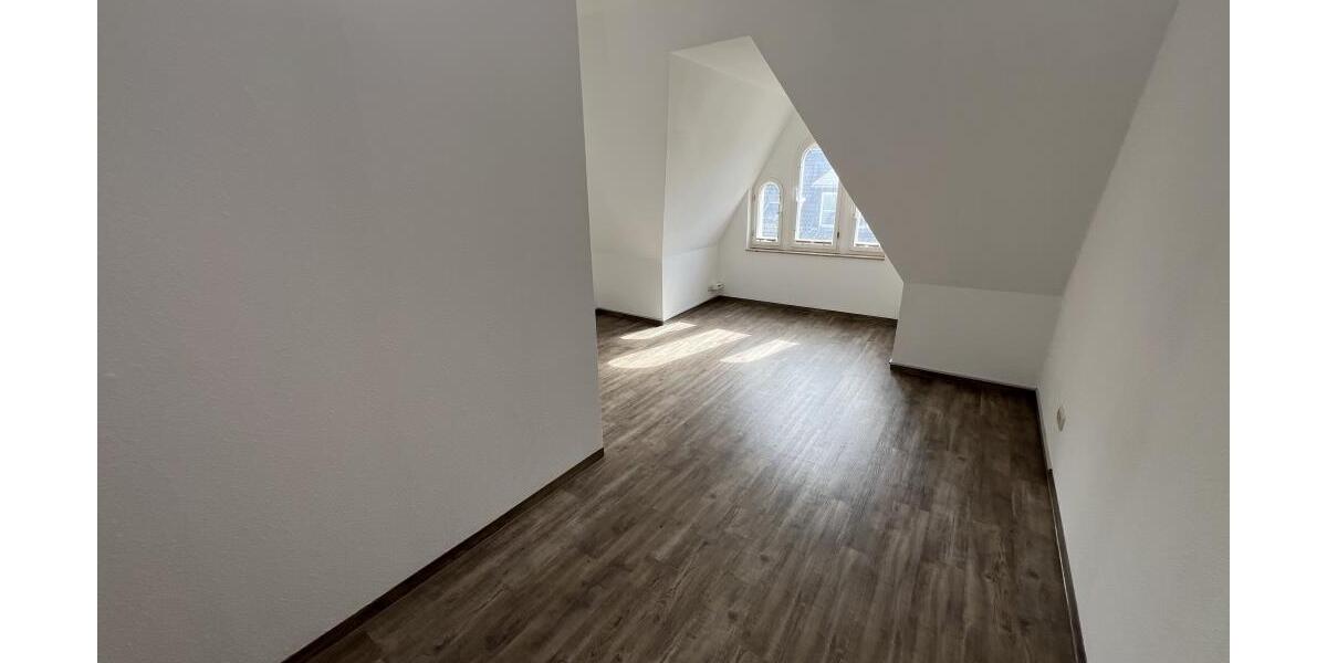 Dachterrasse, Kamin und Fußbodenheizung! Außergewöhnliche 4 Zimmer Wohnung in ruhiger Innenstadtlage! - Etagenwohnung Gera Ostviertel | Angebot:26845300