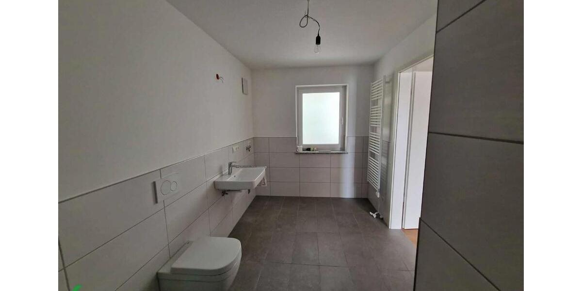 Etagenwohnung Neuendettelsau - 2 Zimmer, 65 m&sup2;, 710&euro; | Angebot:25415410