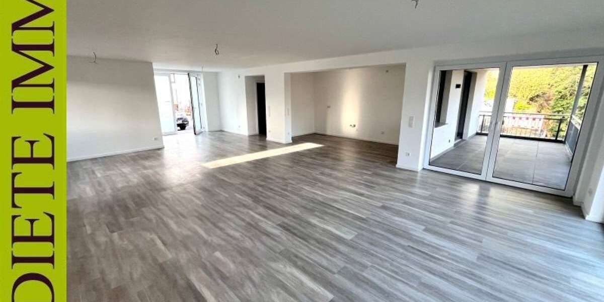 Etagenwohnung Schloß Holte-Stukenbrock Stukenbrock - 3 Zimmer, 138 m&sup2;, 1.380&euro; | Angebot:27280515