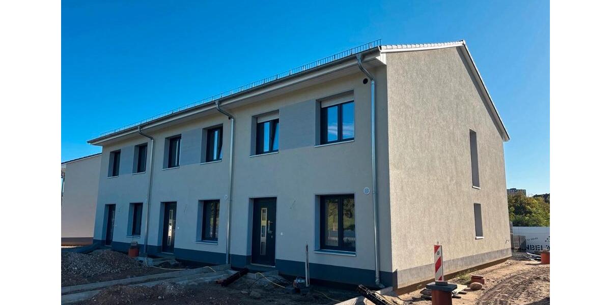 Etagenwohnung Jacobsdorf - 5 Zimmer, 123 m&sup2;, 1.700&euro; | Angebot:24936999