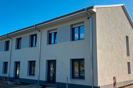 Wohnung Jacobsdorf - 5 Zimmer, 123 m&sup2;, 1.700&euro; | Angebot:24936999