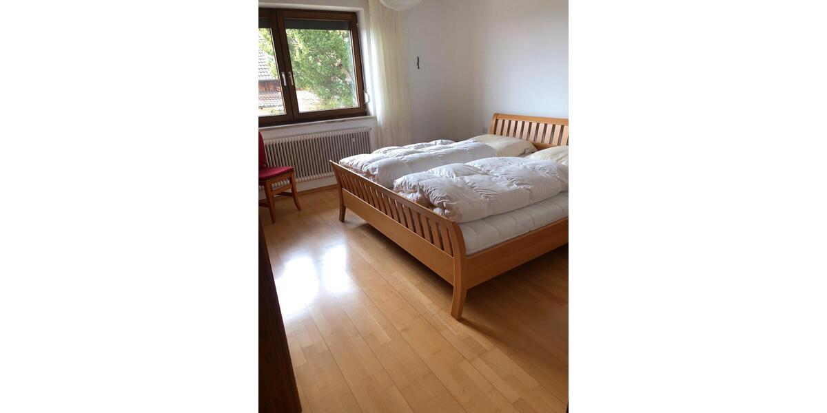 Einfamilienhaus Burghausen - 6 Zimmer, 150 m&sup2;, 2.300&euro; | Angebot:26113055