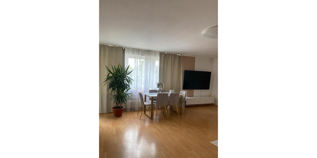 Etagenwohnung Langenhagen Brink - 3 Zimmer, 72 m&sup2;, 940&euro; | Angebot:24829282