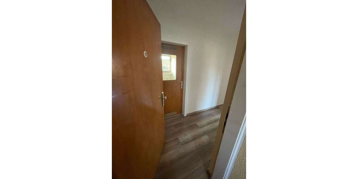 Etagenwohnung Oberhausen Buschhausen - 3 Zimmer, 79 m&sup2;, 530&euro; | Angebot:27024064