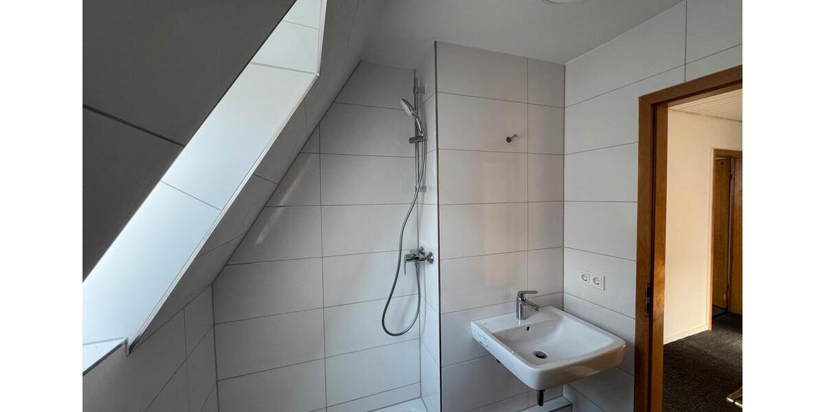 Dachgeschoßwohnung Dortmund - 2.5 Zimmer, 66 m&sup2;, 790&euro; | Angebot:24490206