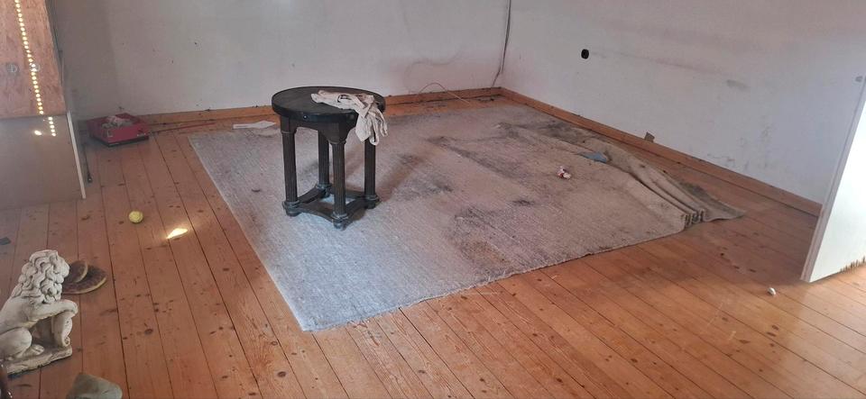 Hochparterre Ahnatal - 6 Zimmer, 140 m&sup2;, 1.200&euro; | Angebot:26581586
