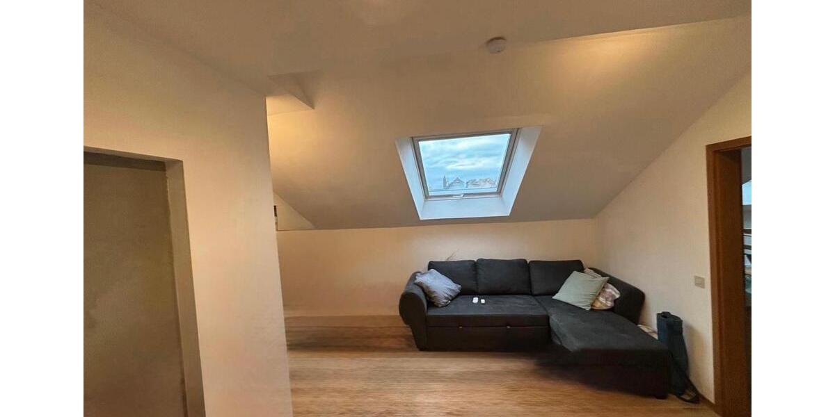 Etagenwohnung Kirkel - 4 Zimmer, 149 m&sup2;, 1.200&euro; | Angebot:24745393