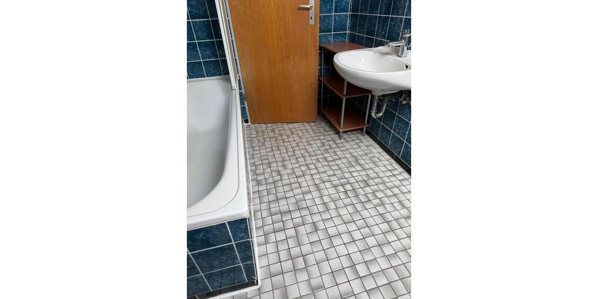 Dachgeschoßwohnung Marburg Biegenviertel - 2 Zimmer, 650&euro; | Angebot:23409526