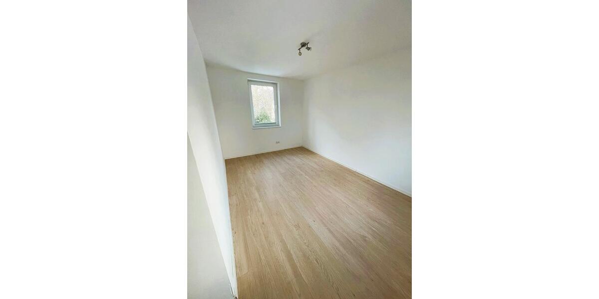 Einfamilienhaus Oldenburg Bloherfelde - 1 Zimmer, 21 m&sup2;, 340&euro; | Angebot:24438605
