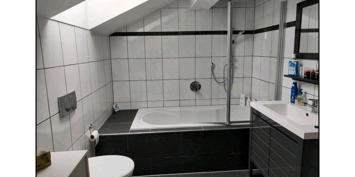 Dachgeschoßwohnung Waldbronn - 1 Zimmer, 900&euro; | Angebot:22756247