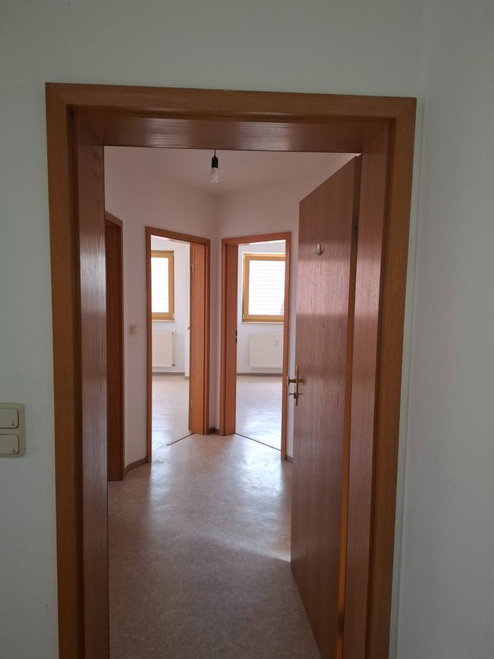 52504 Zentral gelegene zwei Zimmer Wohnung im Herzen von Ebensfeld