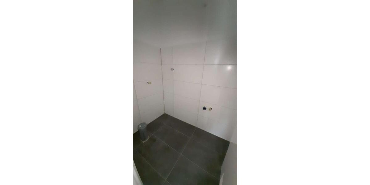 Erdgeschoßwohnung Krefeld Fischeln - 2 Zimmer, 70 m&sup2;, 650&euro; | Angebot:24671024