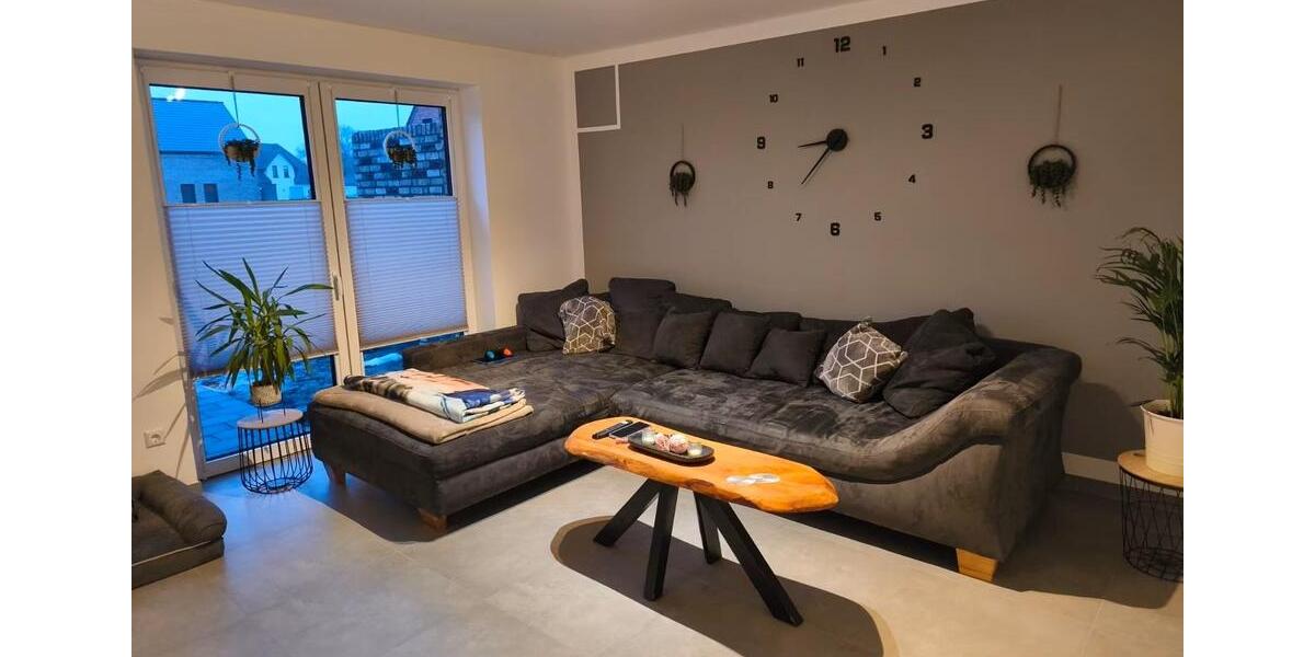 Doppelhaushälfte Weeze - 4 Zimmer, 138 m&sup2;, 1.575&euro; | Angebot:24996915
