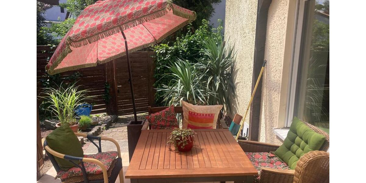 Einfamilienhaus Bürstadt - 4 Zimmer, 182 m&sup2;, 1.680&euro; | Angebot:26102178