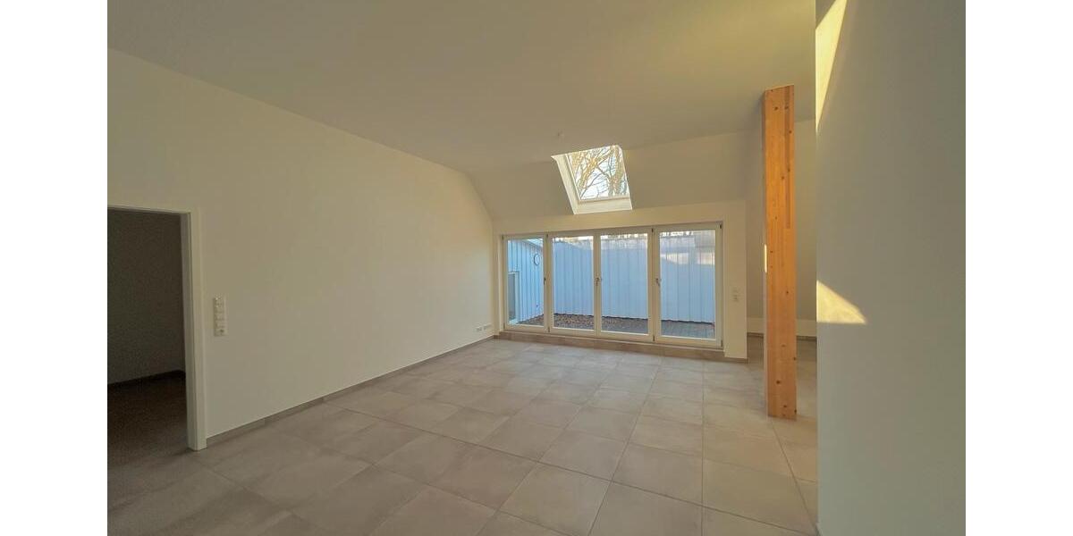 Dachgeschoßwohnung Bad Zwischenahn - 5 Zimmer, 125 m&sup2;, 1.500&euro; | Angebot:24565461