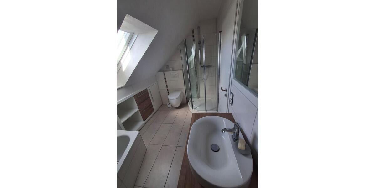 Dachgeschoßwohnung Frankenberg (Eder) - 2 Zimmer, 76 m&sup2;, 650&euro; | Angebot:25960981