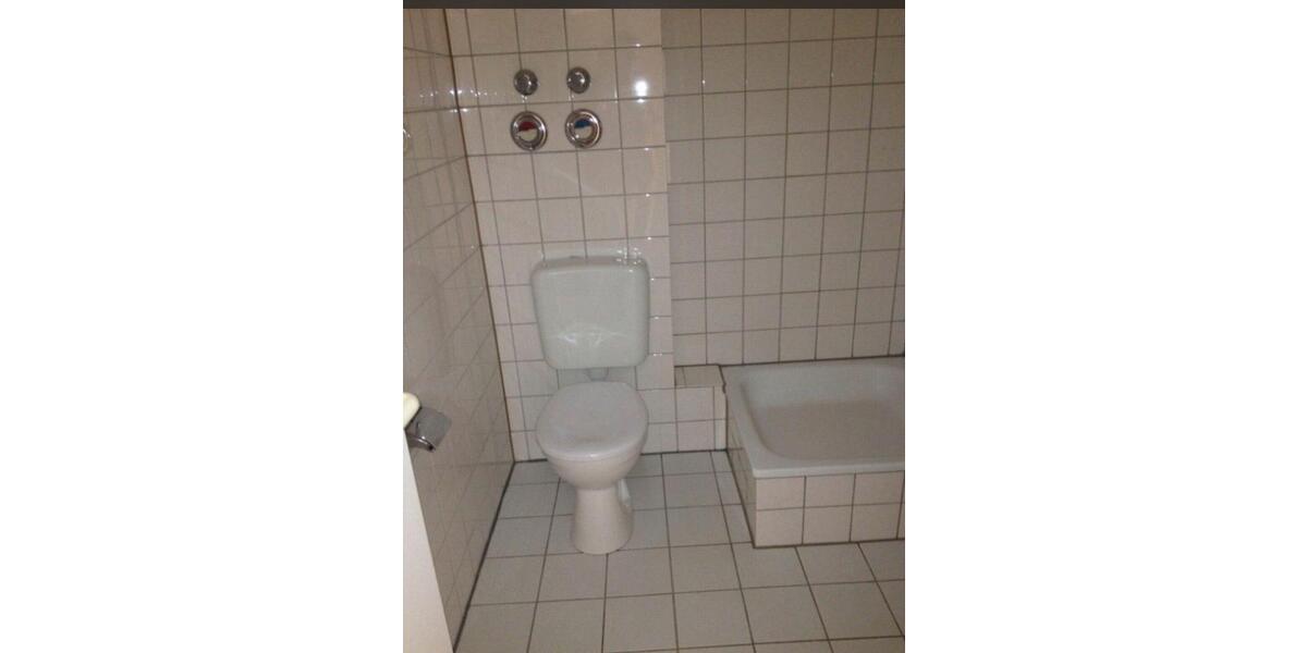 Etagenwohnung Bochum Querenburg - 1 Zimmer, 23 m&sup2;, 498&euro; | Angebot:25759257