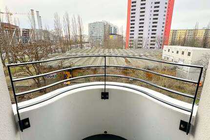 Wohnung zum Mieten in Berlin 635,11 € 22.16 m² 1 zimmer