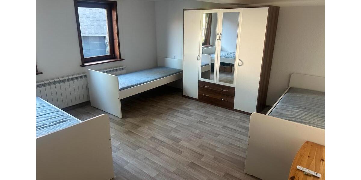 Wohnen auf Zeit Gemünden (Wohra) - 5 Zimmer, 158 m&sup2;, 15&euro; | Angebot:25910700