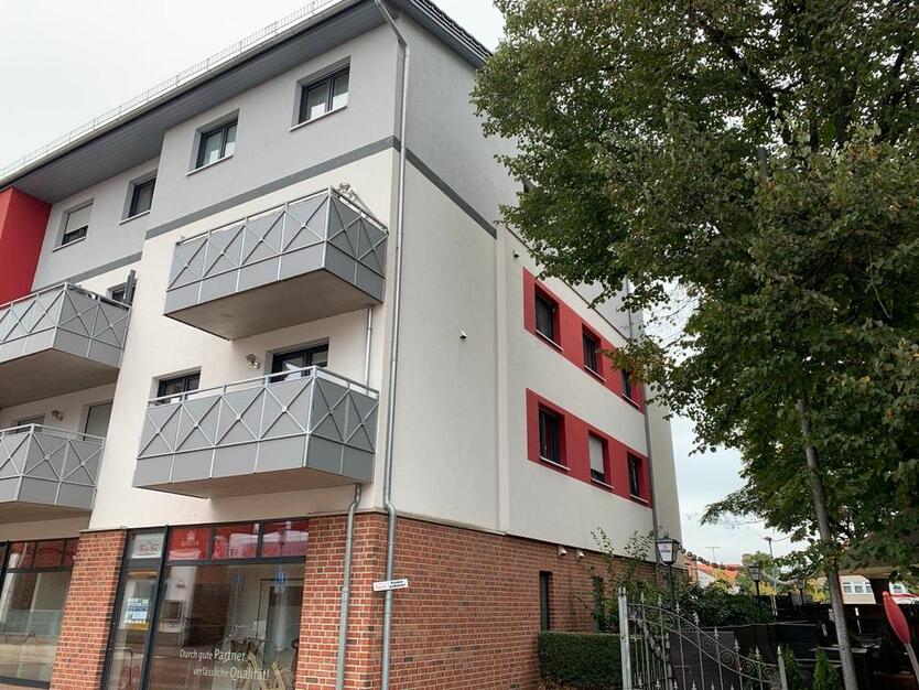 Neuwertige Wohnung mit 2-Zimmern sowie Balkon und EBK in Sehnde
