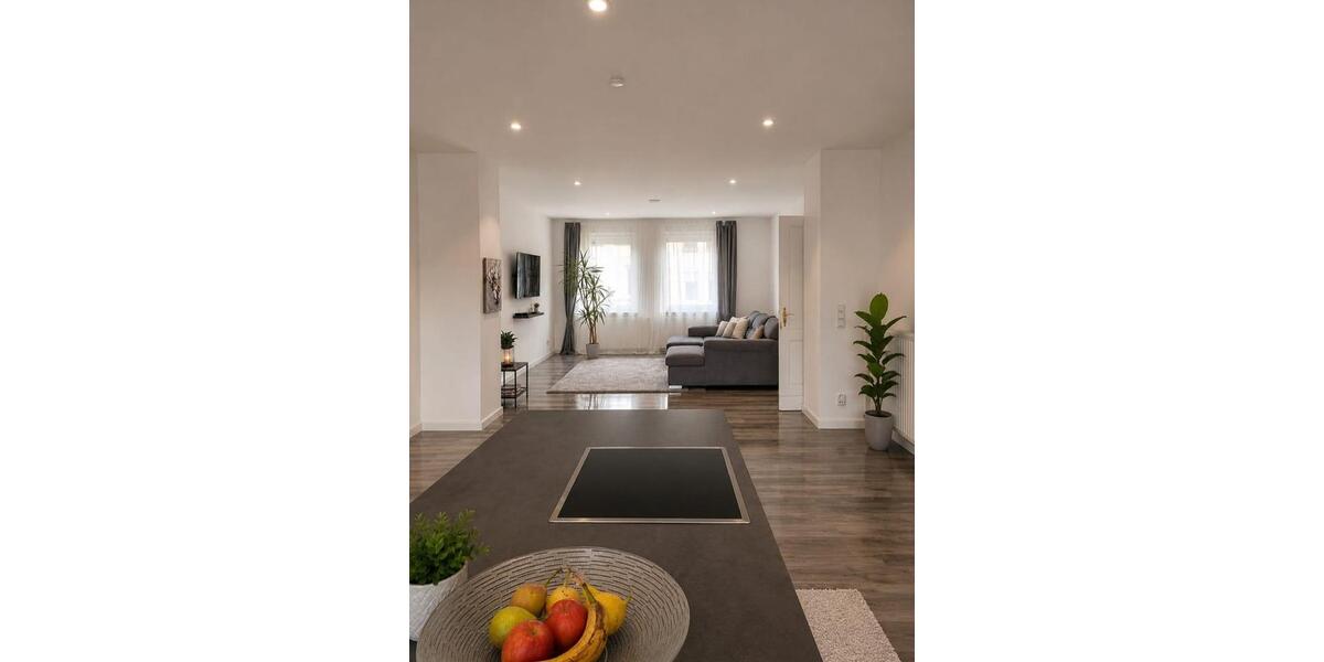 Etagenwohnung Hattingen - 3 Zimmer, 152 m&sup2;, 1.450&euro; | Angebot:26610007
