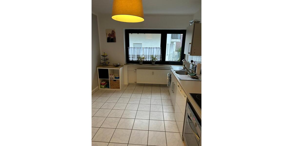 Etagenwohnung Idstein - 3 Zimmer, 93 m&sup2;, 770&euro; | Angebot:25560536