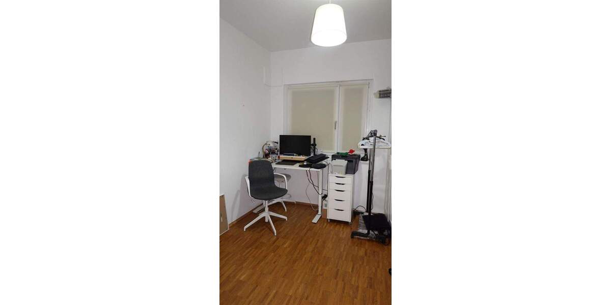 Etagenwohnung Düsseldorf Flingern Nord - 3 Zimmer, 85 m&sup2;, 1.375&euro; | Angebot:24781080