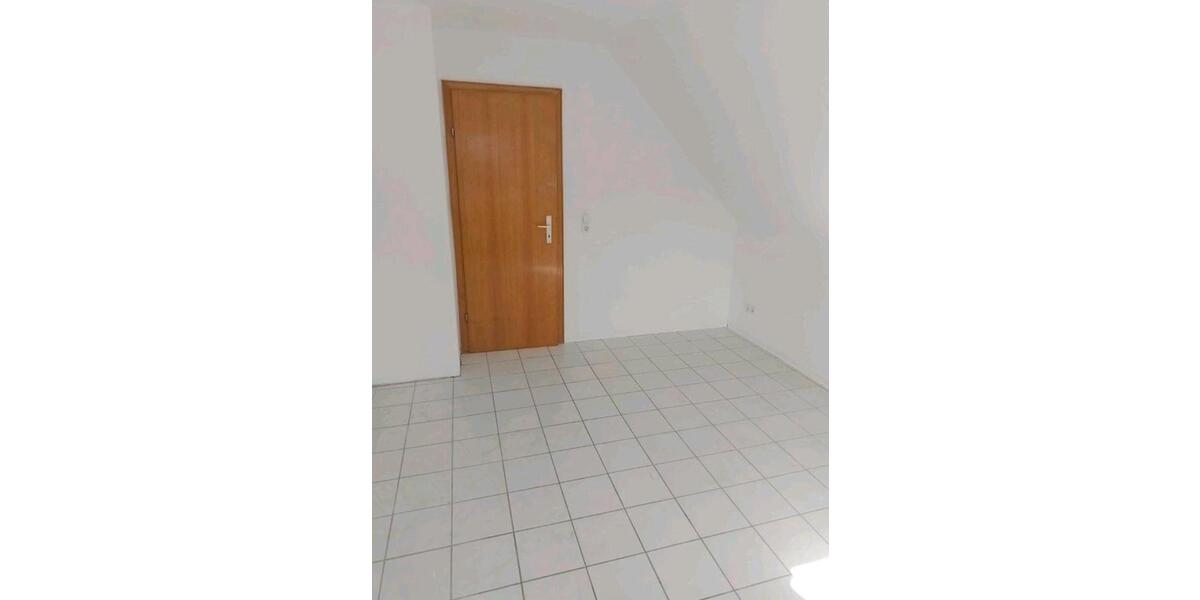 Dachgeschoßwohnung Neustadt (Hessen) - 3 Zimmer, 80 m&sup2;, 790&euro; | Angebot:26397976