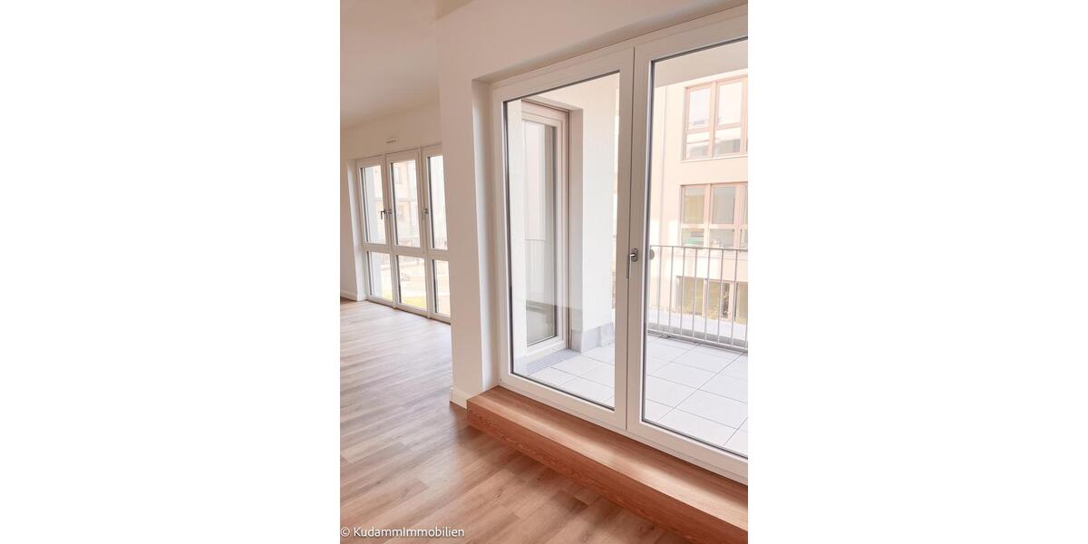 Etagenwohnung Neuruppin - 3 Zimmer, 83 m&sup2;, 994&euro; | Angebot:19871345