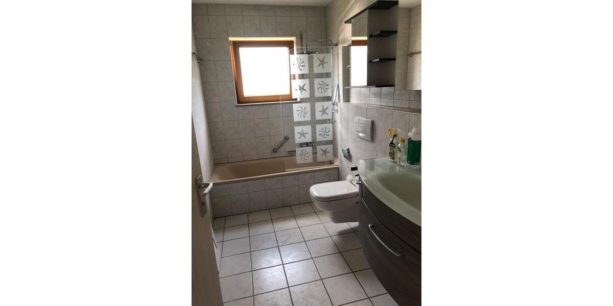 Dachgeschoßwohnung Pfullendorf - 3 Zimmer, 89 m&sup2;, 910&euro; | Angebot:26464813