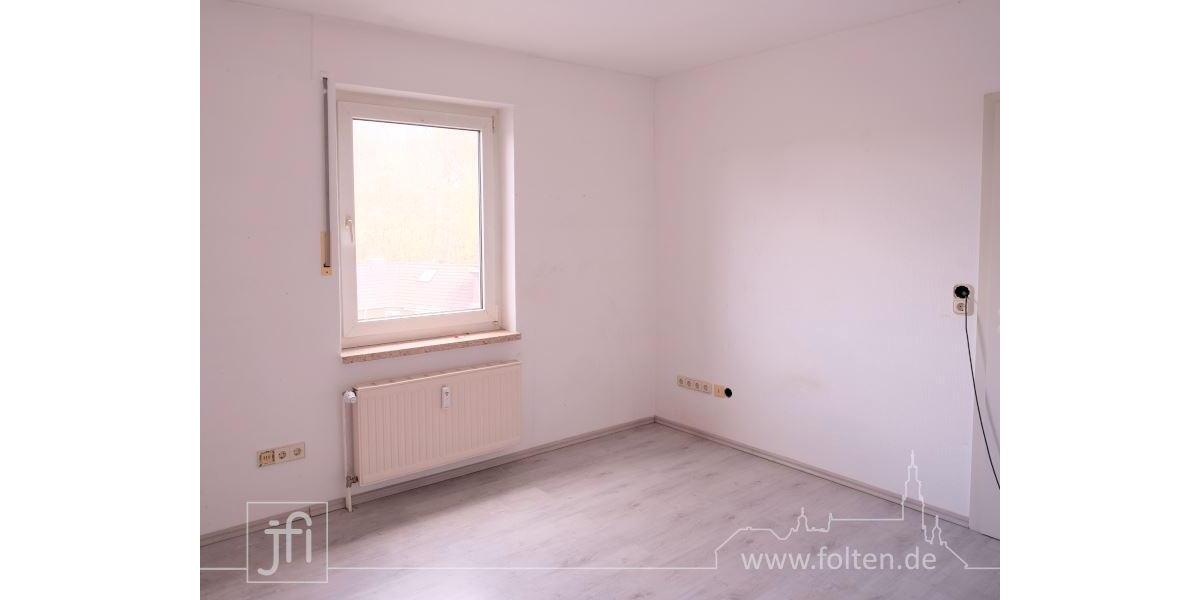 Dachgeschoßwohnung Leer (Ostfriesland) - 3 Zimmer, 73 m&sup2;, 595&euro; | Angebot:25856747