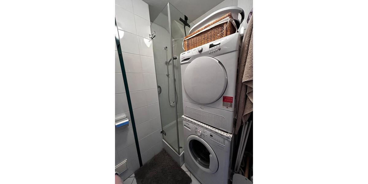 Helle 1-Zimmer-Wohnung mit separater Küche und Bad 1 zimmer