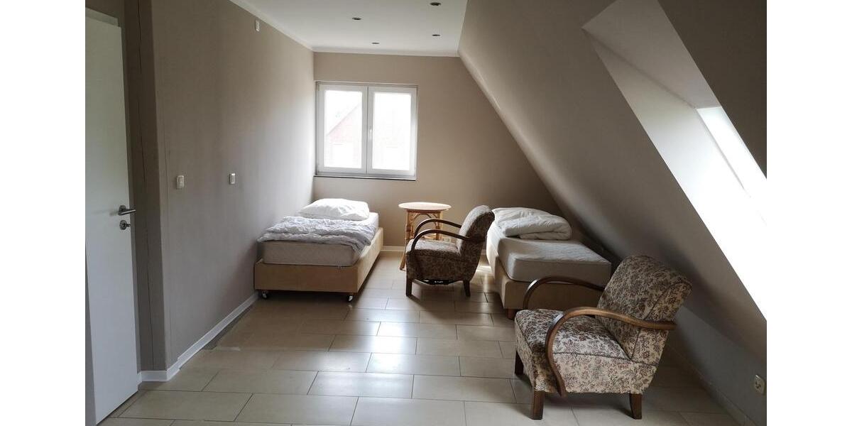 Etagenwohnung Lübeck Sankt Lorenz Nord - 5 Zimmer, 125 m&sup2;, 1.390&euro; | Angebot:26644485