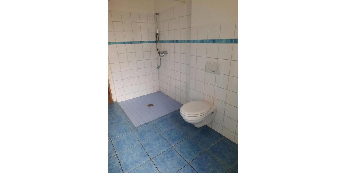 Etagenwohnung Lübben (Spreewald) - 2 Zimmer, 66 m&sup2;, 594&euro; | Angebot:25074352