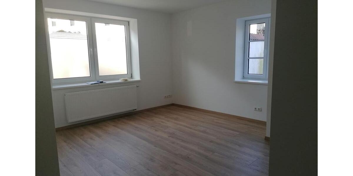 Erdgeschoßwohnung Waldsassen - 3 Zimmer, 85 m&sup2;, 750&euro; | Angebot:26496150