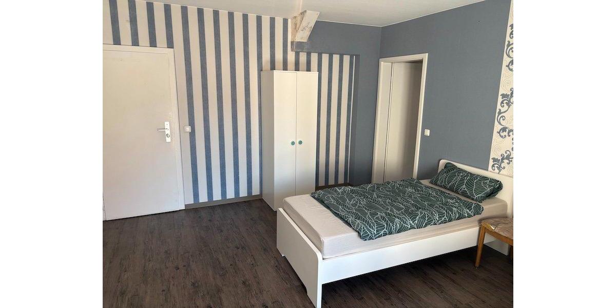 Etagenwohnung Dreieich - 3 Zimmer, 80 m&sup2;, 1.400&euro; | Angebot:26697989