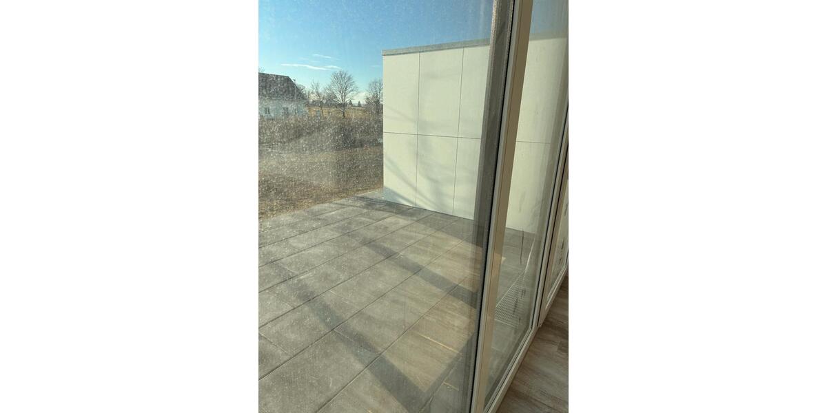 Etagenwohnung Pirna - 4 Zimmer, 120 m&sup2;, 1.800&euro; | Angebot:26041203