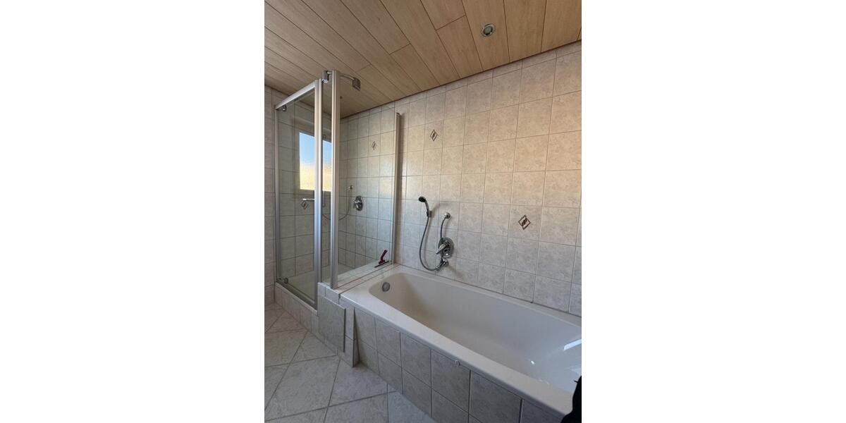 Dachgeschoßwohnung Stetten am kalten Markt - 3.5 Zimmer, 865&euro; | Angebot:23648997