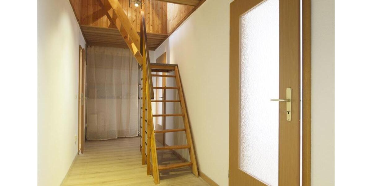 Dachgeschoßwohnung Frankenberg (Sachsen) - 4 Zimmer, 117 m&sup2;, 585&euro; | Angebot:21270899