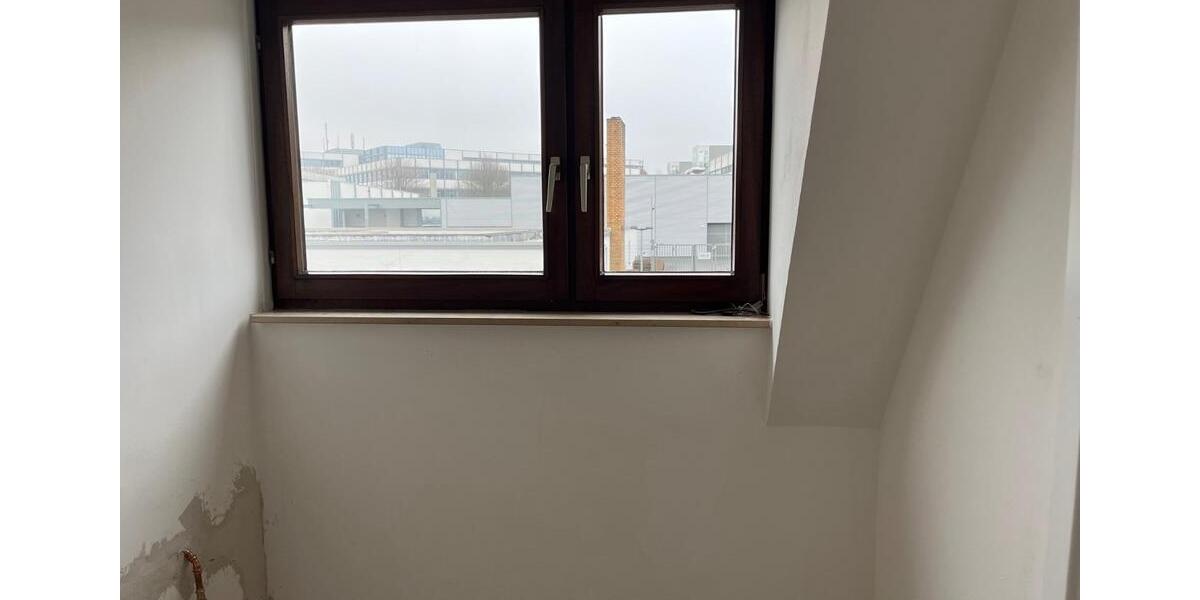 Dachgeschoßwohnung Blomberg - 3 Zimmer, 58 m&sup2;, 470&euro; | Angebot:24836691