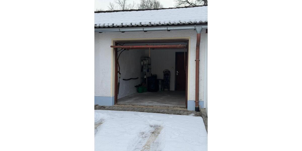 Etagenwohnung Huglfing - 1 Zimmer, 14 m&sup2;, 100&euro; | Angebot:24646042