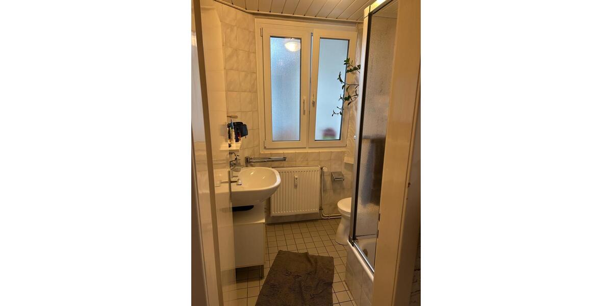 Etagenwohnung Essen Südviertel - 2.5 Zimmer, 60 m&sup2;, 615&euro; | Angebot:25178855