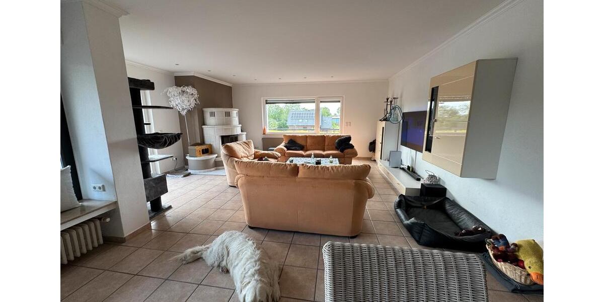 Etagenwohnung Porta Westfalica - 5 Zimmer, 182 m&sup2;, 1.350&euro; | Angebot:26604523